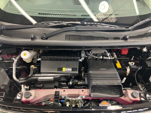 エンジンルームもクリーニング済みできれいですよ。日産の整備士がしっかりと丁寧に点検していますので安心してお乗りいただけます