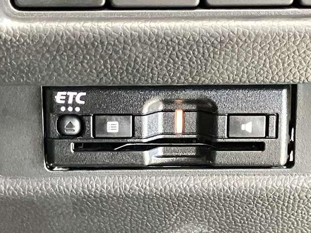 ワゴンＲ ＦＸ　６６０　ＦＸ　オーディオディスプレイ・運転席シートヒーター・衝突被害軽減ブレーキ・車線逸脱警報・横滑り防止機能・ヘッドランプレベライザー・スマートキー・ＥＴＣ・オートエアコン・オートライト（8枚目）