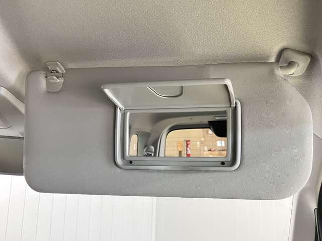 ワゴンＲ ＦＸ　６６０　ＦＸ　オーディオディスプレイ・運転席シートヒーター・衝突被害軽減ブレーキ・車線逸脱警報・横滑り防止機能・ヘッドランプレベライザー・スマートキー・ＥＴＣ・オートエアコン・オートライト（10枚目）