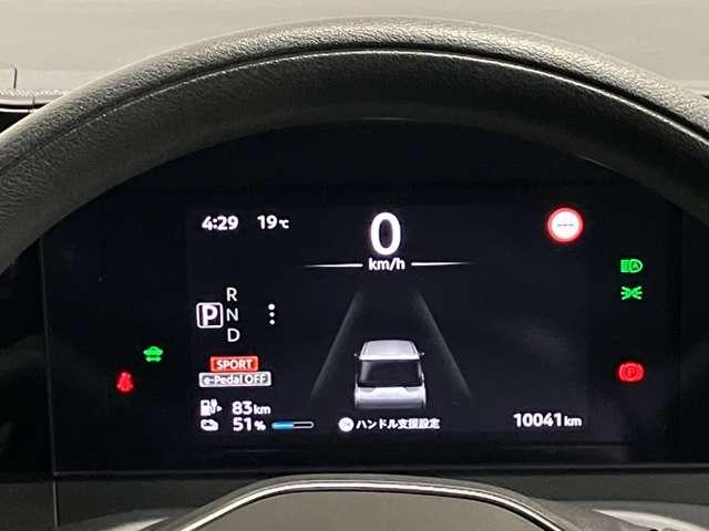 サクラ G メーカーOPナビ・全周囲カメラ・前席シート(3枚目)