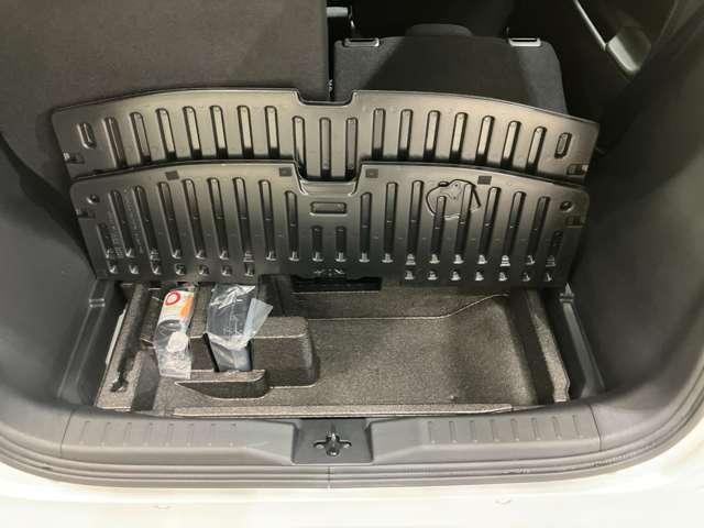 サクラ G メーカーOPナビ・全周囲カメラ・前席シート(11枚目)