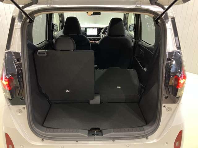 サクラ G メーカーOPナビ・全周囲カメラ・前席シート(12枚目)