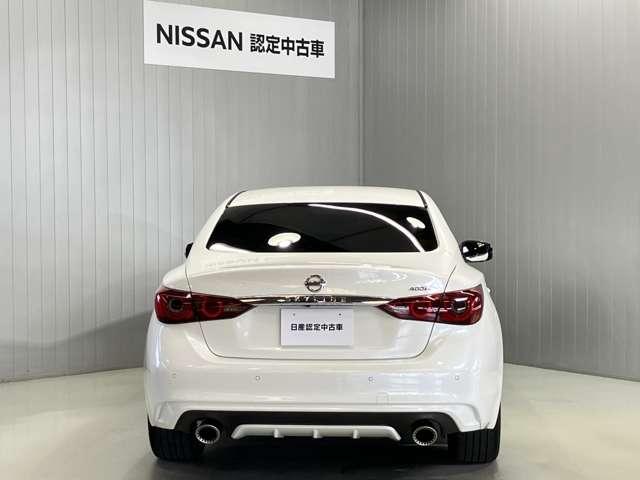スカイライン 3.0 400R メーカーOPナビ・前席シートヒーター・全周(9枚目)