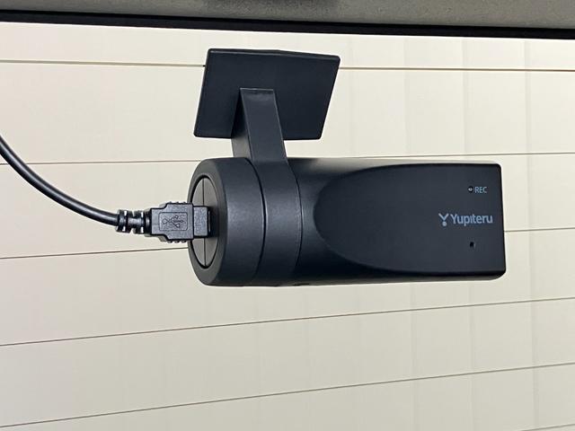 【前後ドライブレコーダー】もしもの時も映像で記録が残るので安心です。