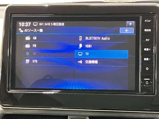 デイズ 660 X 4WD 当社試乗車アップ・ディーラーOPナビ・前席(10枚目)