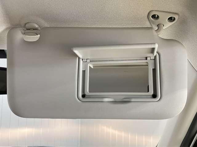 デイズ 660 X 4WD 当社試乗車アップ・ディーラーOPナビ・前席(14枚目)