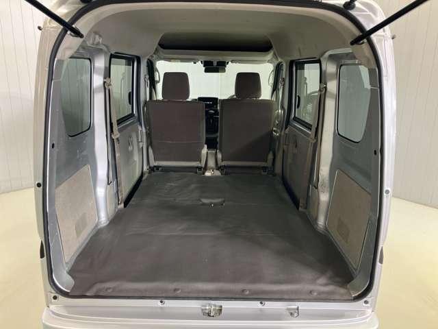 ＮＶ１００クリッパーバン ＤＸ　ＧＬパッケージ　６６０　ＤＸ　ＧＬパッケージ　ハイルーフ　ＣＤチューナー・ＥＴＣ・ハイビームアシスト・リモコンキー・衝突被害軽減ブレーキ・踏み間違い衝突防止アシスト（11枚目）