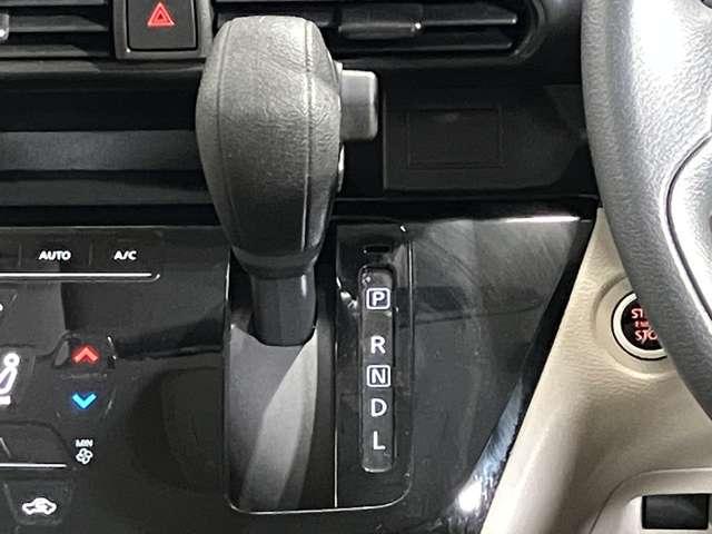 ルークス Ｘ　６６０　Ｘ　メモリーナビ・左側電動スライドドア・全周囲カメラ・インテリジェントキー・ＥＴＣ２．０・踏み間違い衝突防止アシスト・衝突被害軽減ブレーキ・ハイビームアシスト（18枚目）