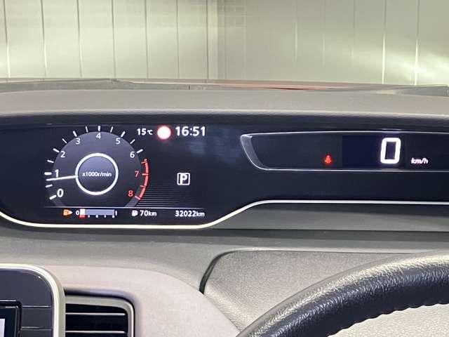 セレナ ハイウェイスターＶ（3枚目）