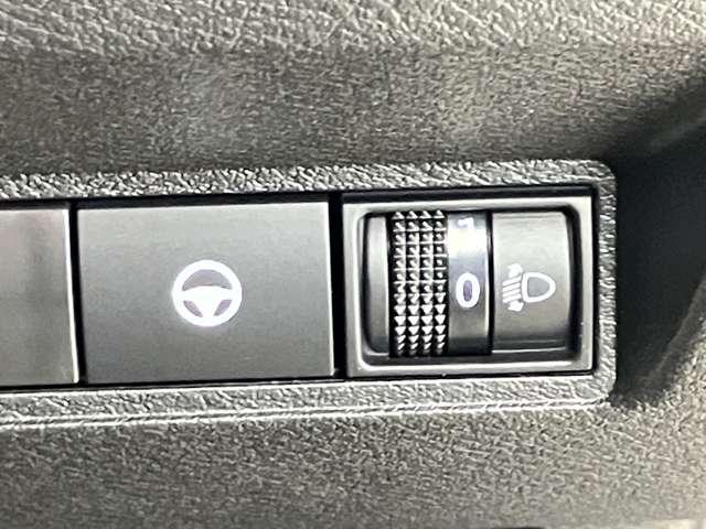 ノート 1.2 X 当社試乗車アップ・メーカーOPナビ・全周囲(17枚目)