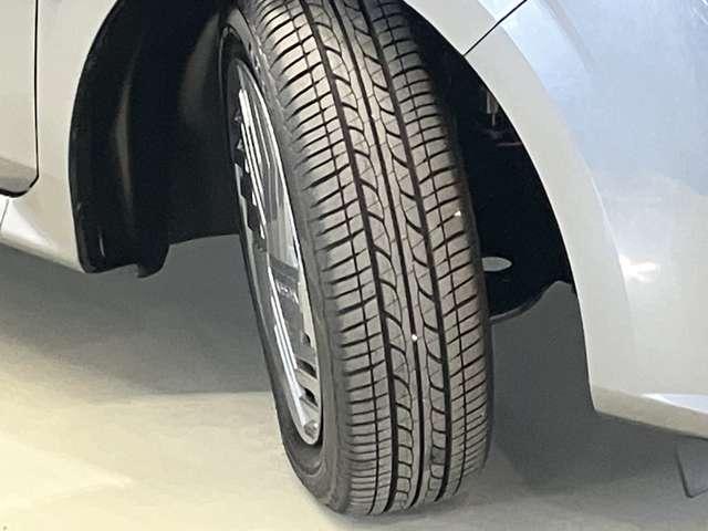 安全で快適なカーライフのために、タイヤ点検が重要です！