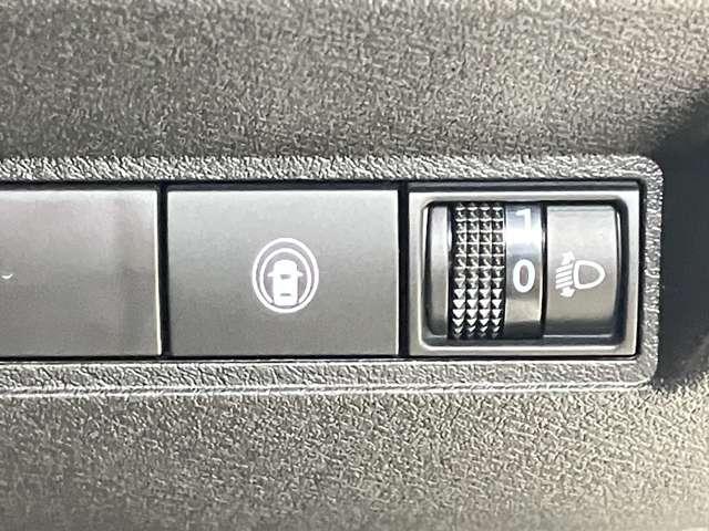 ノート 1.2 X 当社試乗車アップ・メーカーOPナビ・全周囲(19枚目)