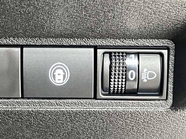 ノート １．２　Ｘ　当社試乗車アップ・メーカＯＰナビ・ＬＥＤヘッ（18枚目）