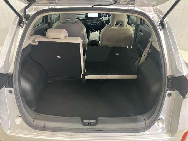 ノート １．２　Ｘ　当社試乗車アップ・メーカーＯＰナビ・全周囲（11枚目）