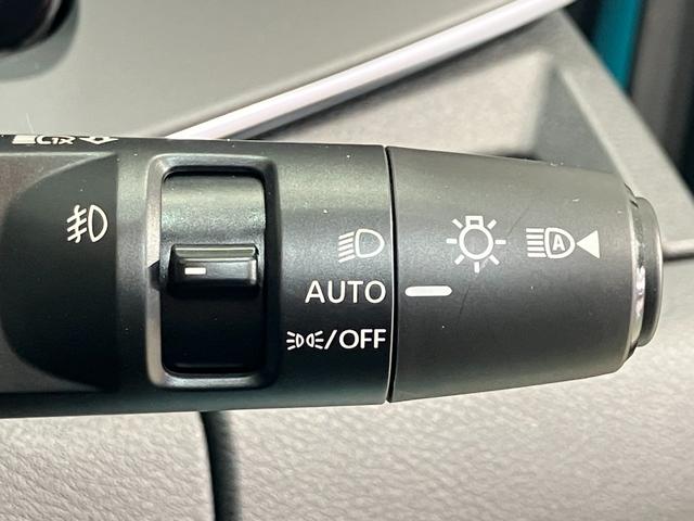 【オートライトシステム】暗くなると自動でライトが点灯！昼間のトンネル走行などオートにしていると便利です♪