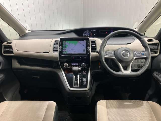 セレナ ハイウェイスター　Ｖセレクション　２．０　ハイウェイスター　Ｖセレクション　ディーラーＯＰナビ・後席モニター・両側電動スライドドア・全周囲カメラ・ＬＥＤヘッドランプ・プロパイロット・ＥＴＣ・ドライブレコーダー（4枚目）