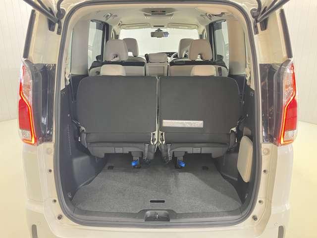 セレナ ハイウェイスター　Ｖセレクション　２．０　ハイウェイスター　Ｖセレクション　ディーラーＯＰナビ・後席モニター・両側電動スライドドア・全周囲カメラ・ＬＥＤヘッドランプ・プロパイロット・ＥＴＣ・ドライブレコーダー（12枚目）