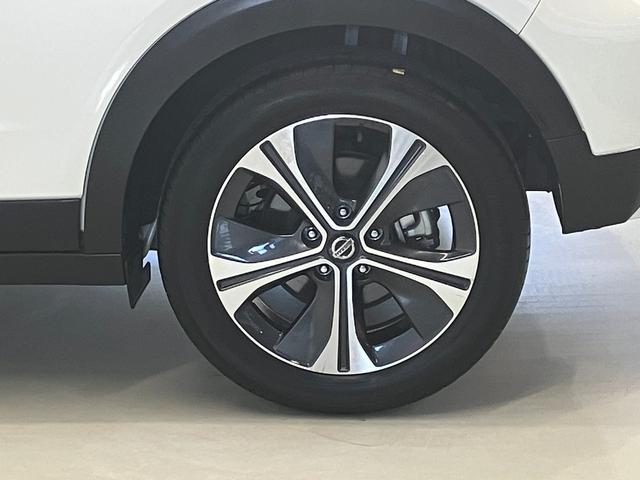 �����������f�U�C���̏����A���~�z�C�[���I