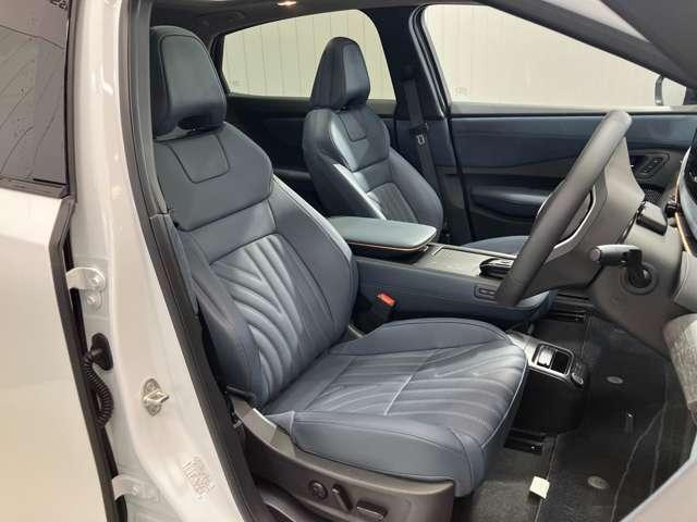 アリア Ｂ６　ｅ－４ＯＲＣＥ　４ＷＤ　当社試乗車アップ　ナッパレザー・純正ナビ（16枚目）