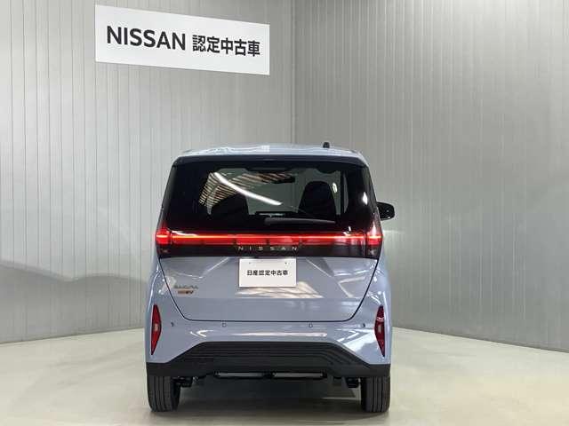 サクラ Ｇ　当社試乗車アップ・メーカーＯＰナビ・充電ケーブル・全周囲カメラ・前席シートヒーター・ステアリングヒーター・プロパイロット・ＬＥＤヘッドランプ・オートライト・ハイビームアシスト・ＥＴＣ（9枚目）