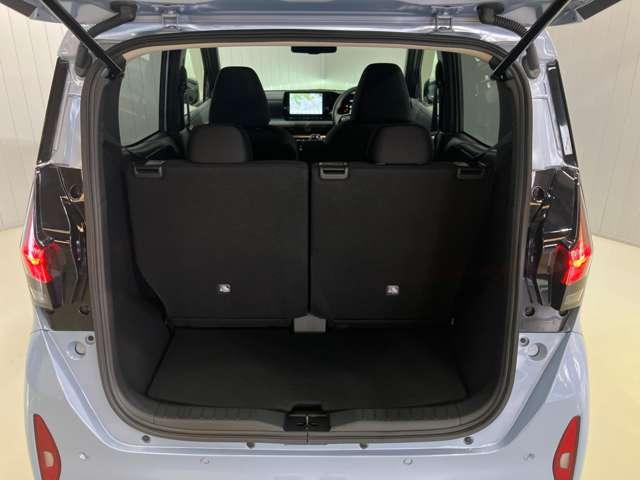 サクラ Ｇ　当社試乗車アップ・メーカーＯＰナビ・充電ケーブル・全周囲カメラ・前席シートヒーター・ステアリングヒーター・プロパイロット・ＬＥＤヘッドランプ・オートライト・ハイビームアシスト・ＥＴＣ（10枚目）