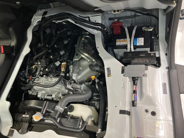 キャラバン 　２．５　チェアキャブ　車いす４名仕様　衝突軽減システム・車線逸脱警報・踏み間違防止システム・スマートルームミラー・ハイビームアシスト・ＥＴＣ・プライバシーガラス・ストレッチャー固定装置（41枚目）