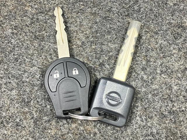 キャラバン 　２．５　チェアキャブ　車いす４名仕様　衝突軽減システム・車線逸脱警報・踏み間違防止システム・スマートルームミラー・ハイビームアシスト・ＥＴＣ・プライバシーガラス・ストレッチャー固定装置（46枚目）