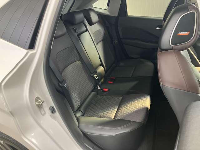 オーラ G 1.2 G 当社試乗車アップ・メーカーOPナビ・プロパイロット・全周囲カメラ・LEDヘッドランプ・ハイビームアシスト・ワイヤレス充電器・ETC2.0・パワーシート・車線逸脱警報・車線逸脱防止支援(12枚目)