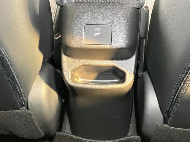 オーラ G 1.2 G 当社試乗車アップ・メーカーOPナビ・プロパイロット・全周囲カメラ・LEDヘッドランプ・ハイビームアシスト・ワイヤレス充電器・ETC2.0・パワーシート・車線逸脱警報・車線逸脱防止支援(31枚目)