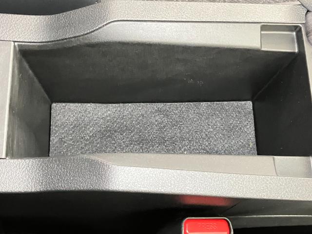 オーラ G 1.2 G 当社試乗車アップ・メーカーOPナビ・プロパイロット・全周囲カメラ・LEDヘッドランプ・ハイビームアシスト・ワイヤレス充電器・ETC2.0・パワーシート・車線逸脱警報・車線逸脱防止支援(34枚目)