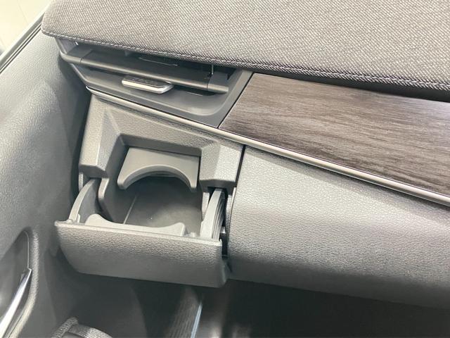 オーラ G 1.2 G 当社試乗車アップ・メーカーOPナビ・プロパイロット・全周囲カメラ・LEDヘッドランプ・ハイビームアシスト・ワイヤレス充電器・ETC2.0・パワーシート・車線逸脱警報・車線逸脱防止支援(40枚目)