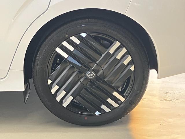 オーラ G 1.2 G 当社試乗車アップ・メーカーOPナビ・プロパイロット・全周囲カメラ・LEDヘッドランプ・ハイビームアシスト・ワイヤレス充電器・ETC2.0・パワーシート・車線逸脱警報・車線逸脱防止支援(47枚目)