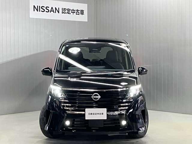 セレナ ２．０　ハイウェイスターＶ　当社試乗車アップ・メーカーＯＰナビ・全周囲（7枚目）