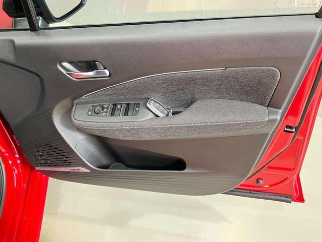 オーラ １．２　Ｇ　９０周年記念車　当社試乗車・プロパイロット・日産純正９イ（12枚目）