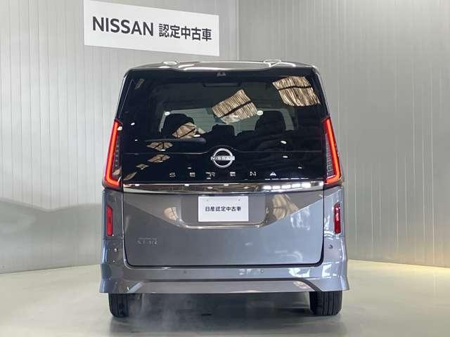 セレナ ２．０　ハイウェイスターＶ　当社試乗車アップ・メーカーＯＰナビ・両側電（9枚目）