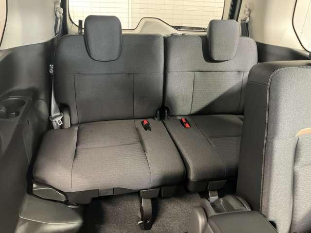 セレナ ２．０　ハイウェイスターＶ　当社試乗車アップ・メーカーＯＰナビ・両側電（14枚目）