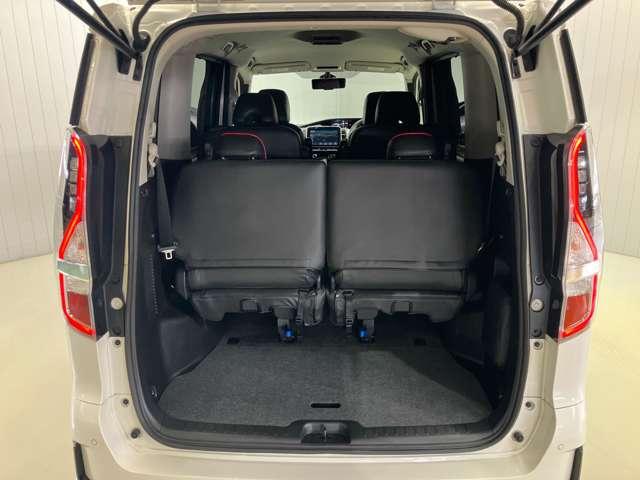 セレナ ｅ－パワー　ハイウェイスターＶ　１．２　ｅ－ＰＯＷＥＲ　ハイウェイスター　Ｖ　ディーラーＯＰナビ・両側電動スライドドア・ＬＥＤヘッドランプ・ＬＥＤフォグランプ・プロパイロット・全周囲カメラ（15枚目）