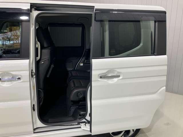 スペーシアカスタム ６６０　カスタム　ハイブリッド　ＸＳ　スズキ純正メモリーナビ・両側電動スライド（10枚目）