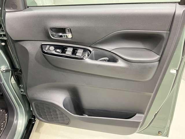 デリカミニ ６６０　Ｔ　プレミアム　三菱純正メモリーナビ・両側電動スライドド（15枚目）