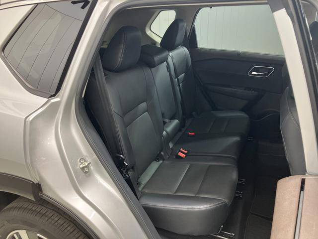 エクストレイル G 1.5 G 2WD社用車アップ・メーカーナビ(12.3インチ)・前席シートヒーター・ステアリングヒーター・プロパイロット・全周囲カメラ・LEDヘッドランプ・LEDフォグランプ・衝突被害軽減ブレーキ(44枚目)