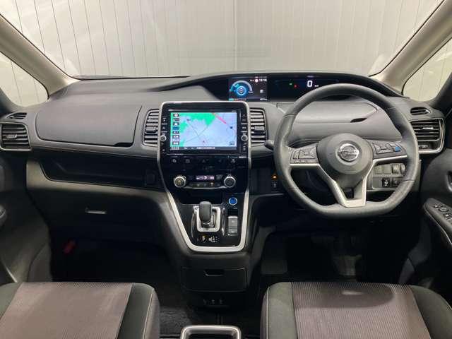 セレナ 1.2 e-POWER ハイウェイスター V ワンオーナー・純正9インチSDナビ・後席モ(4枚目)