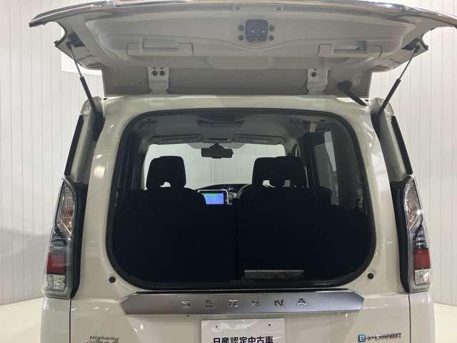 セレナ 1.2 e-POWER ハイウェイスター V ワンオーナー・純正9インチSDナビ・後席モ(7枚目)
