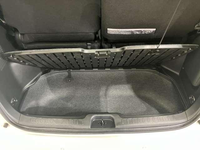 セレナ 1.2 e-POWER ハイウェイスター V ワンオーナー・純正9インチSDナビ・後席モ(10枚目)