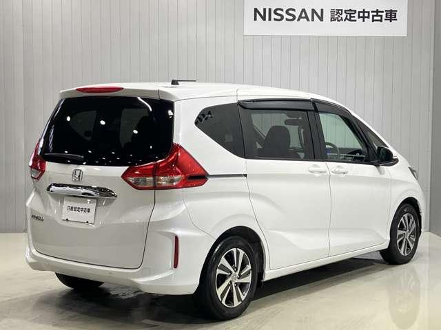 フリード 1.5 G ホンダ純正メモリーナビ・両側電動スライド(2枚目)