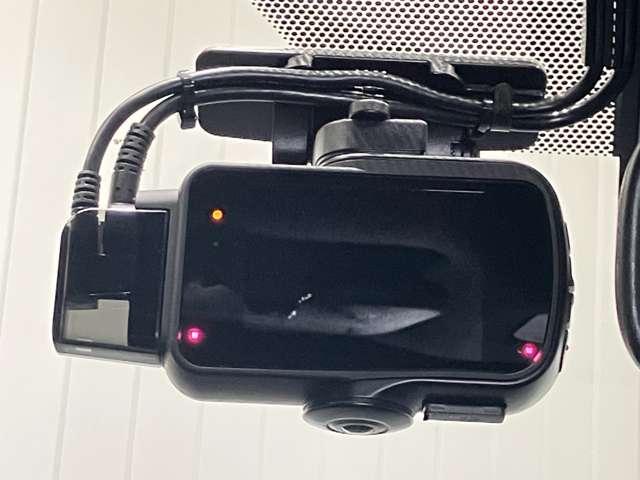 ヤリス 1.5 ハイブリッド Z ワンオーナー・メーカーナビ・パノラミック(14枚目)