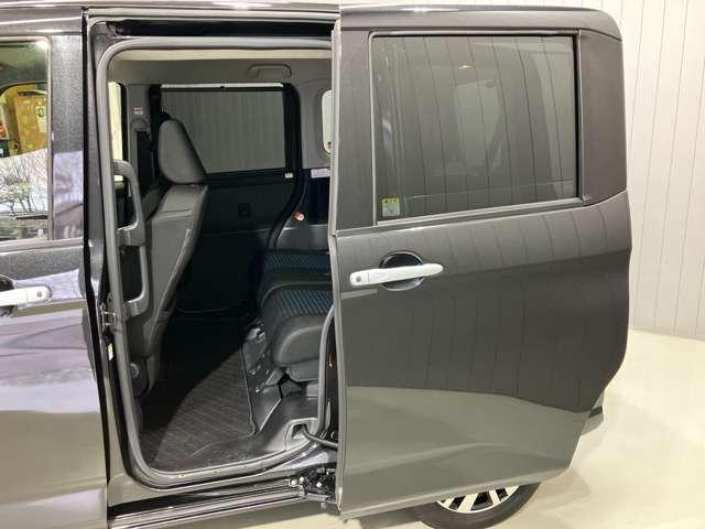 �y�����I�[�g�X���C�h�h�A�z�q�����悹���肷��̂ɂ��ׂ̂��Ԃ��C�ɂ����X�g���X�t���[���J�̓��Ȃǂ̓����R���L�[����h�A�̊J���ł��ƂĂ��֗��ȗ����I�[�g�X���C�h�h�A��