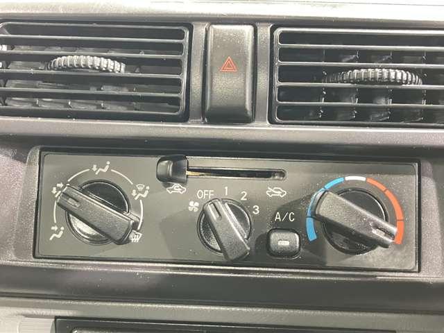 �����Ŏ��R�ɒ����ł���}�j���A���G�A�R���I