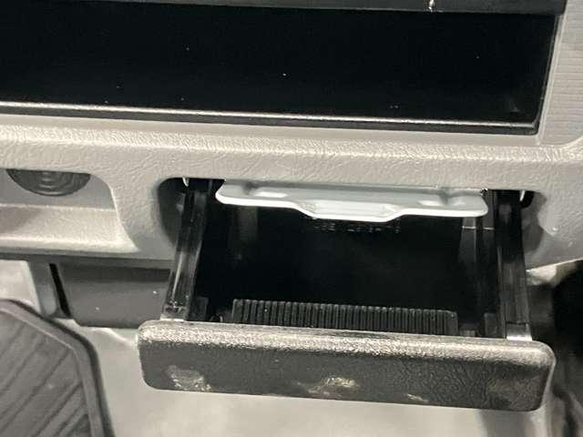 �D�M�t���I