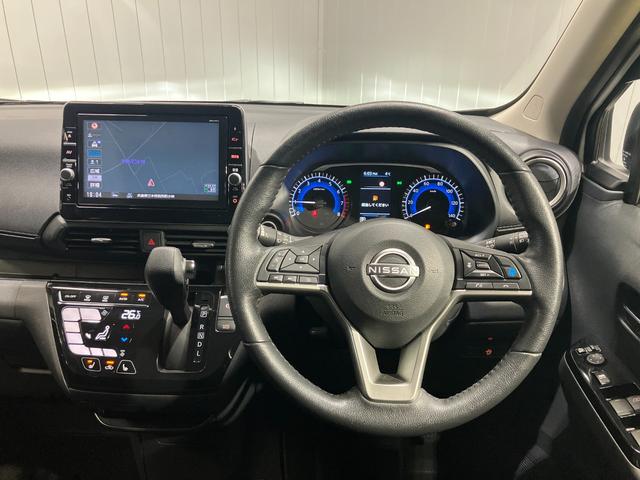 �y�n���h���X�C�b�`�z�n���h��������������ƂȂ��A�I�[�f�B�I���삪�ł���X�e�A�����O�X�C�b�`�t��