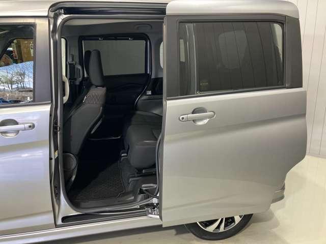 �y�����I�[�g�X���C�h�h�A�z�q�����悹���肷��̂ɂ��ׂ̂��Ԃ��C�ɂ����X�g���X�t���[���J�̓��Ȃǂ̓����R���L�[����h�A�̊J���ł��ƂĂ��֗��ȗ����I�[�g�X���C�h�h�A��